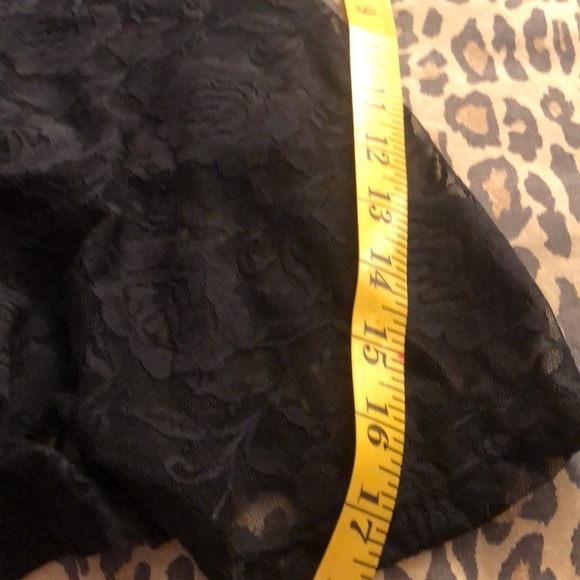 My Michelle size XXL black long sleeve top with lace overlay faux leather trim - Picture 7 of 9